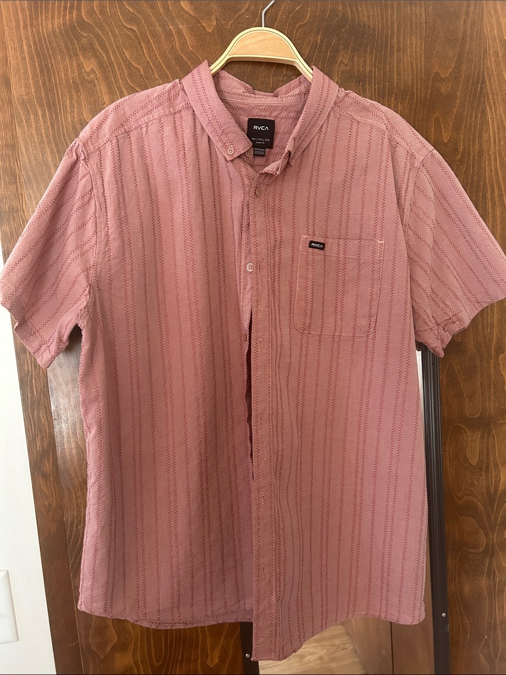 RVCA Men's Short Sleeve SlimFit Button-Up Shirt in Dusty Rose Pink/Faded Red